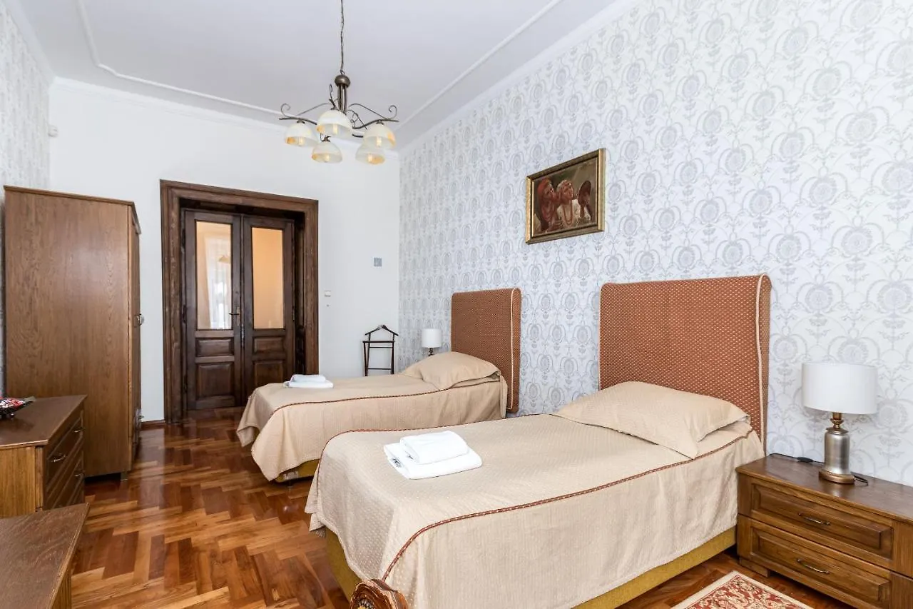 Best Location To Explore Krakow Spacious 105M2 Apartment