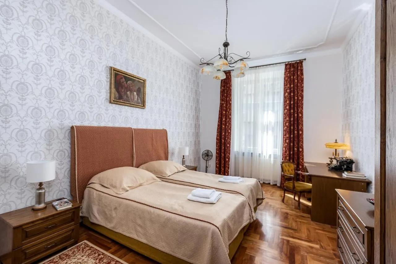 Best Location To Explore Krakow Spacious 105M2 0*,  Polsko